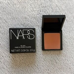 5/$25 🎆 NIB Nars Blush Mini: Behave